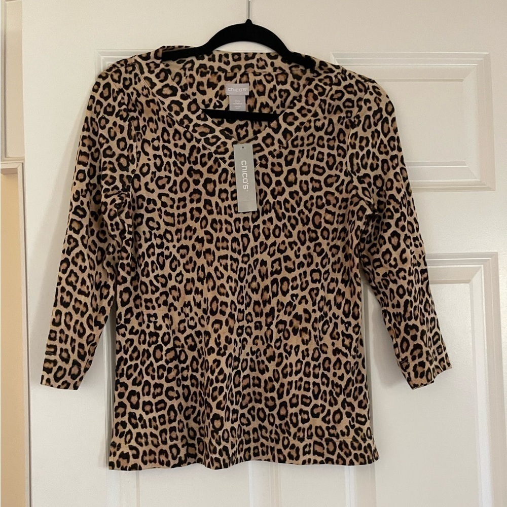 NWT Chicos leopard print top Sz 00